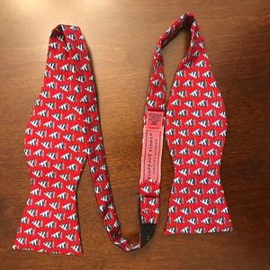 Vineyard Vines Sail Boat Bow Tie